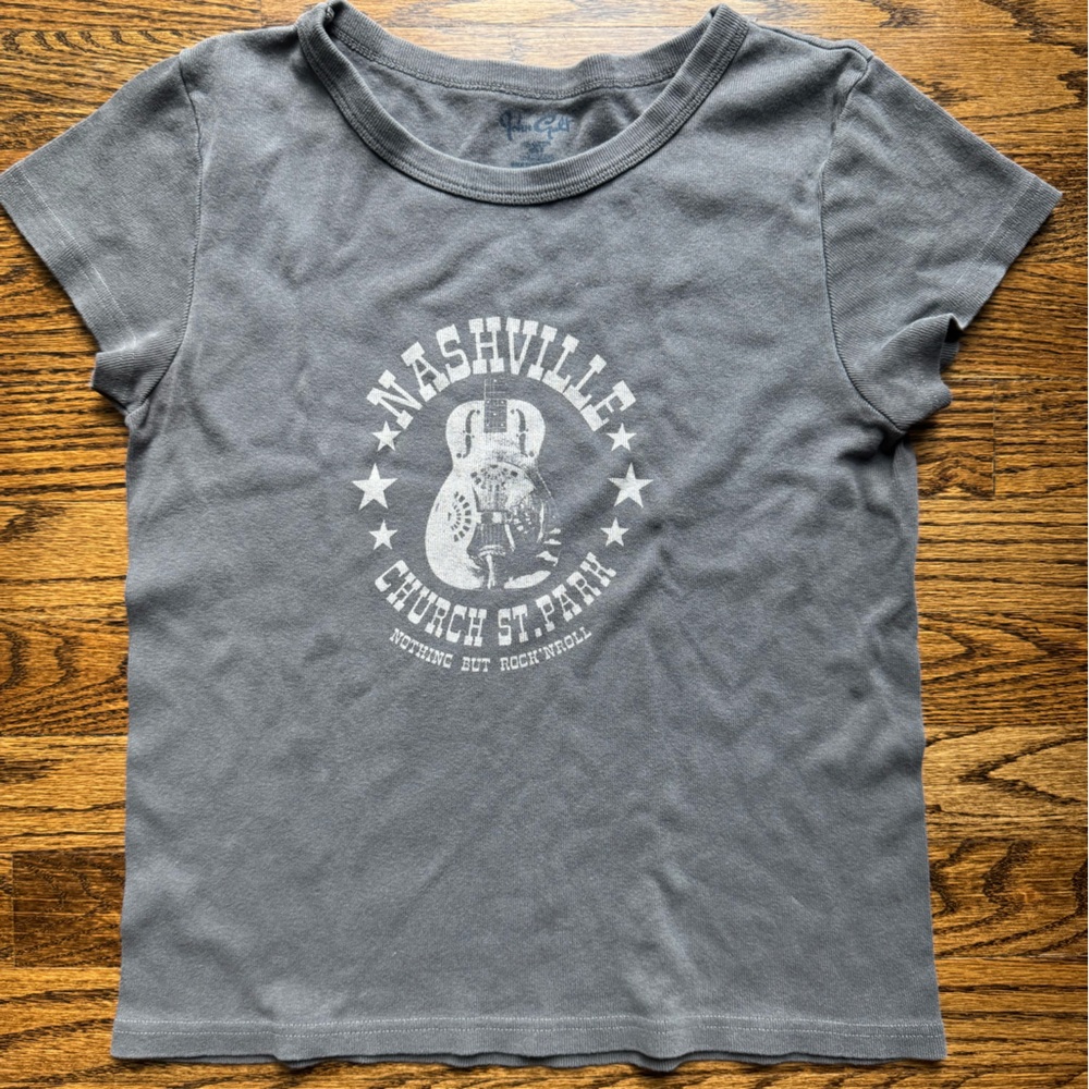 Brandy Melville John Galt Gray Nashville Tee